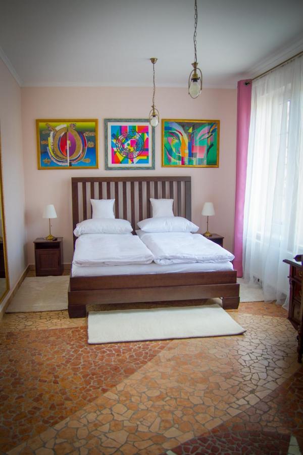 Hotel Bojnicky Vinny Dom بايموتْسْ المظهر الخارجي الصورة