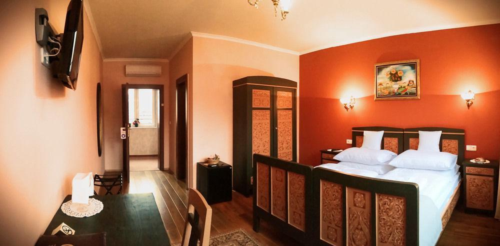 Hotel Bojnicky Vinny Dom بايموتْسْ المظهر الخارجي الصورة